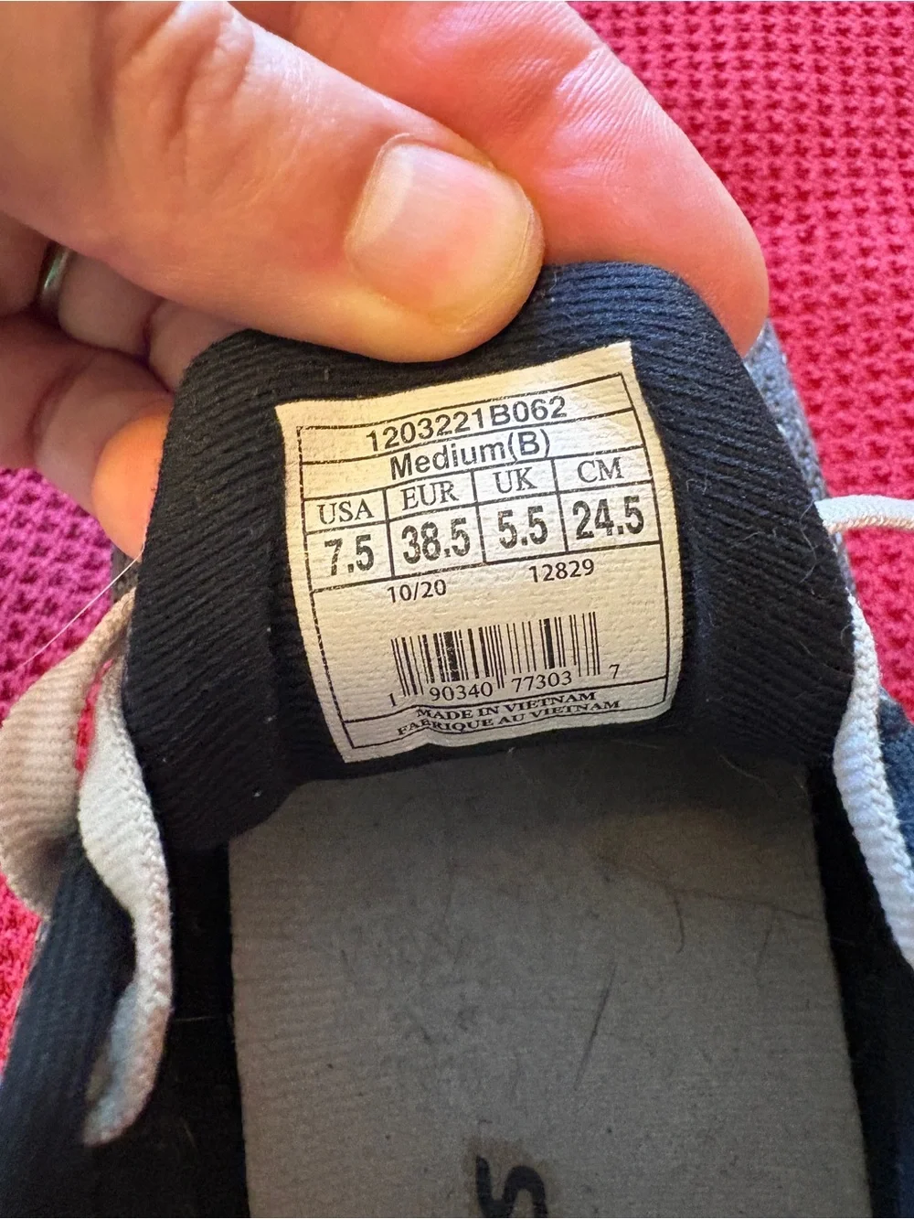 Brooks Launch 7 (1203221B062) Women 7.5